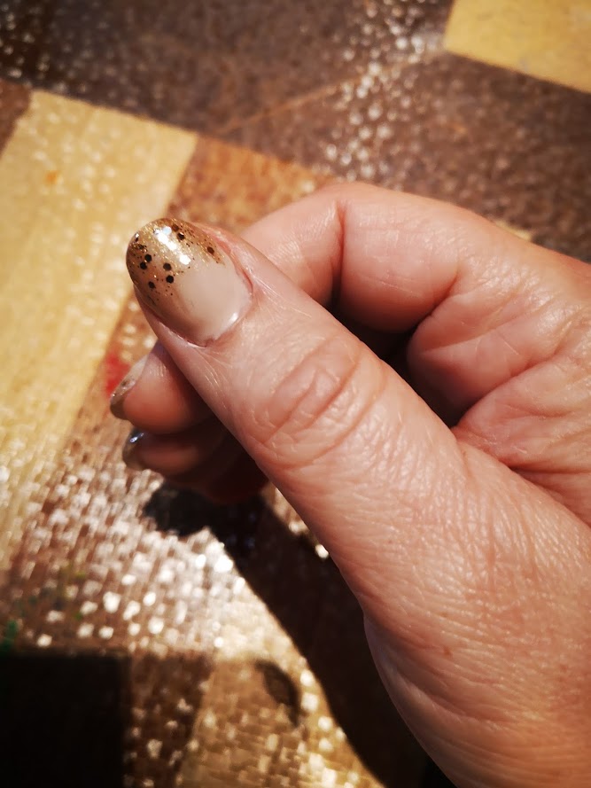 gouden nail art feestnagels