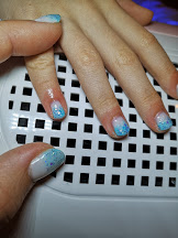 frozen nail art