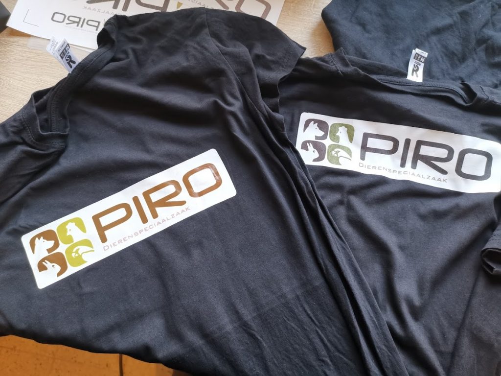 T-shirts PIRO dierenspeciaalzaak