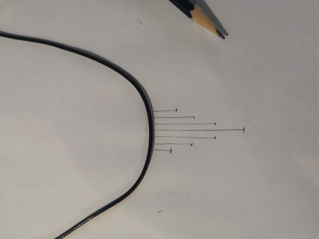 Schets met draadlengtes voor hangerontwerp