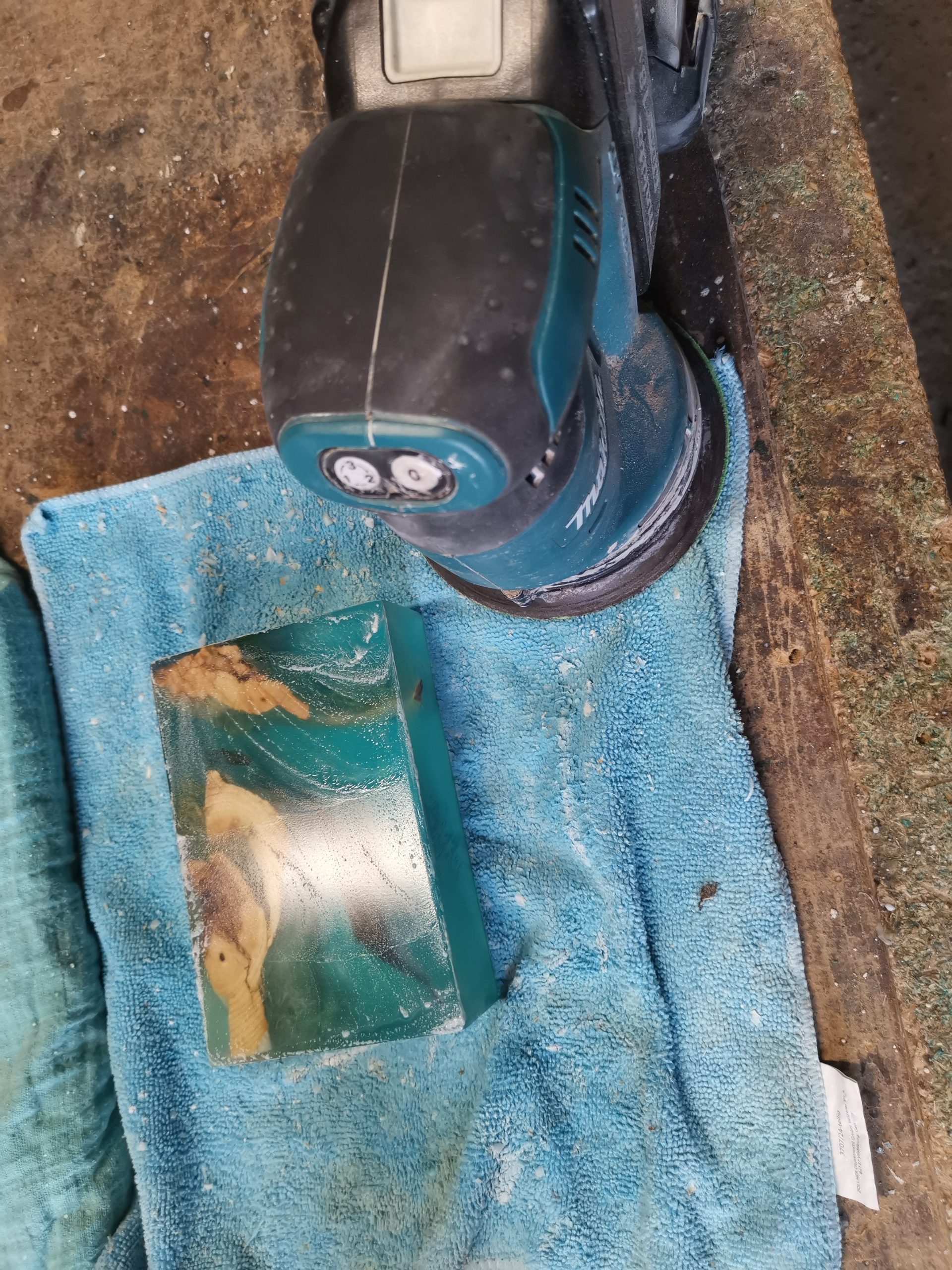 Opschuren met korrel 5000 waterschuurpapier