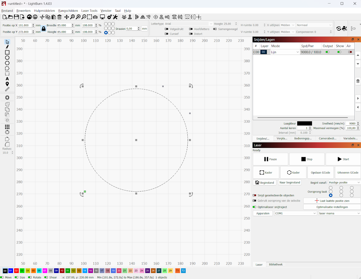 LightBurn met alleen een cirkel als placeholder-laag, instellingen: Lijn 9000mm/min 100%