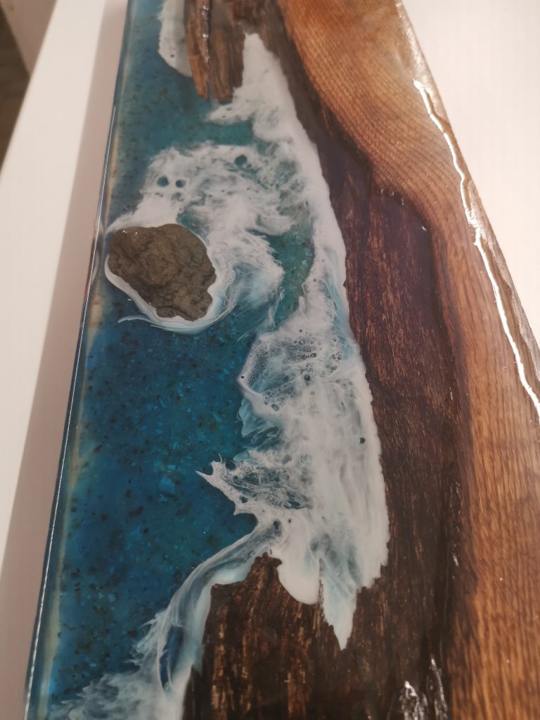 NL: Blok uit de mal gehaald | EN: Block removed from the mold